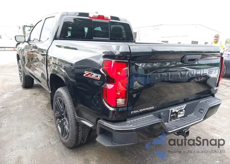 2025 Chevrolet Colorado 4Wd Z71 z USA, uszkodzony, nr VIN 1GCPTDEK4S1196478